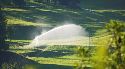 Hunter Getrieberegner Vorteile bei Bewässerung